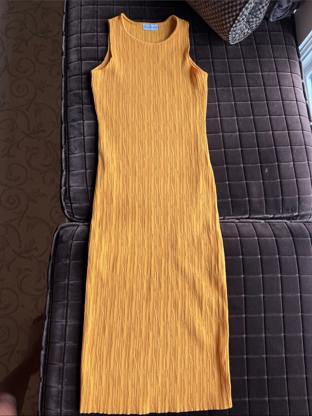 DESTINAIRE Sleeveless Ribbed Midi Dress - Mustard